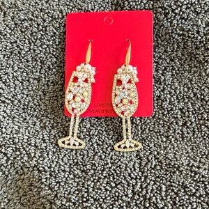 Elegant Gold and Pearl Drop Earrings